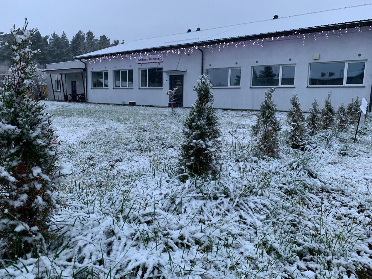 Kihnu Sadama Öömaja Hotel Lemsi Bagian luar foto