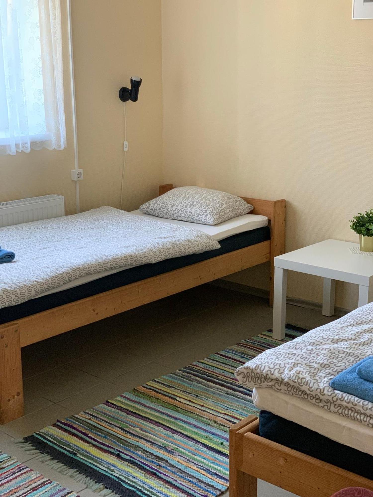 Kihnu Sadama Öömaja Hotel Lemsi Bagian luar foto